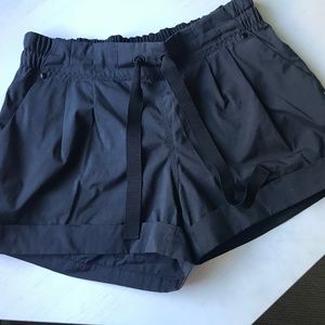 Lululemon Shorts (Black)